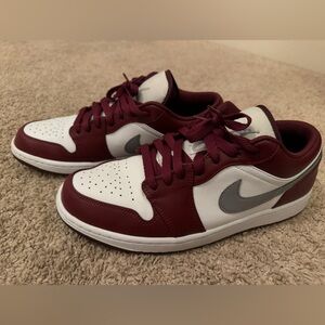 Jordan 1 Low Mens Size 10